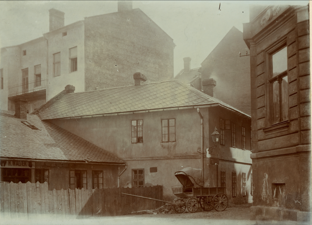 Ulice Na Příkopech, před rokem 1900.
